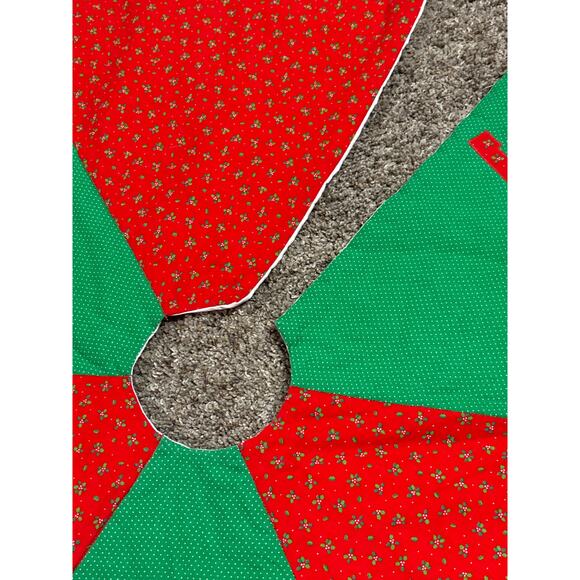 Quilted Style Christmas Tree Skirt 32”Handmade Peace, Love, Joy Vintage 1980s - Picture 6 of 8